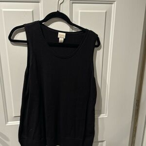 Chico’s black cotton blend v neck shell